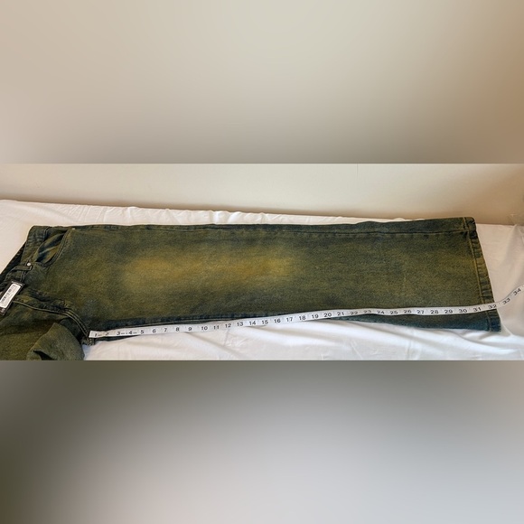 MAN. Boohoo man Straight-Leg Jeans with Vintage Wash - Picture 5 of 6